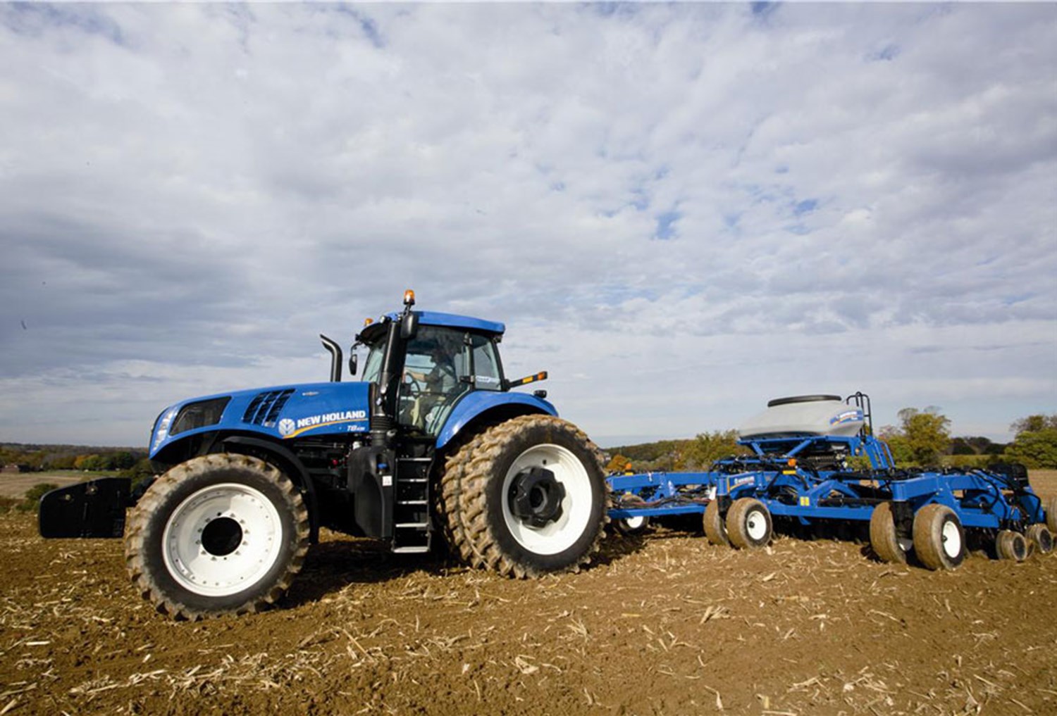 GENESIS® T8 Series – Tier 4B